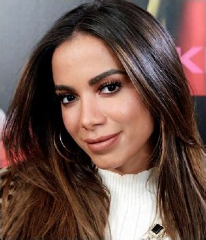 Anitta Body Measurements Height Weight Shoe Size Vital Statistics