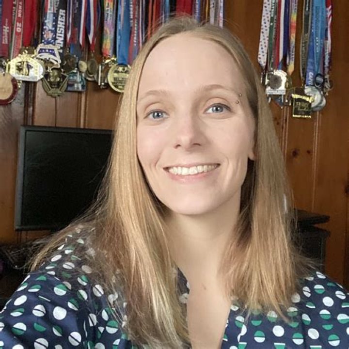 Elizabeth Johnston Height, Weight, Net Worth, Age, Birthday, Wikipedia, Who, Instagram, Biography