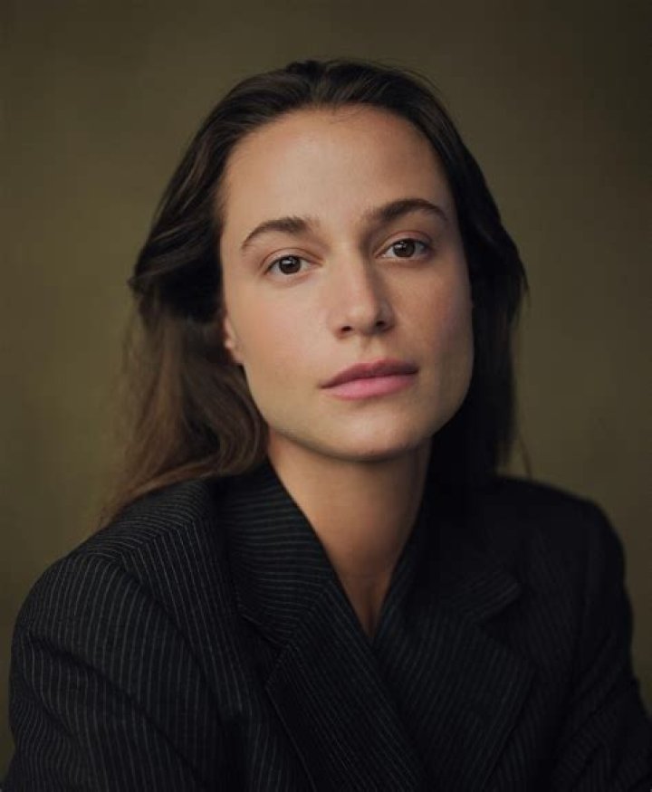 Emeline Lambert Height, Weight, Net Worth, Age, Birthday, Wikipedia, Who, Nationality, Biography