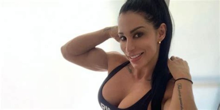 Fitness model Ana Cozar’s Biography, Age, Husband, Height