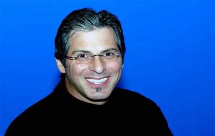 Hamse Warfa Height, Weight, Net Worth, Age, Birthday, Wikipedia, Who, Nationality, Biography