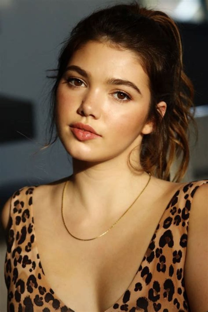 
How Much Money Does Alisha Newton Make? Latest Income Salary
