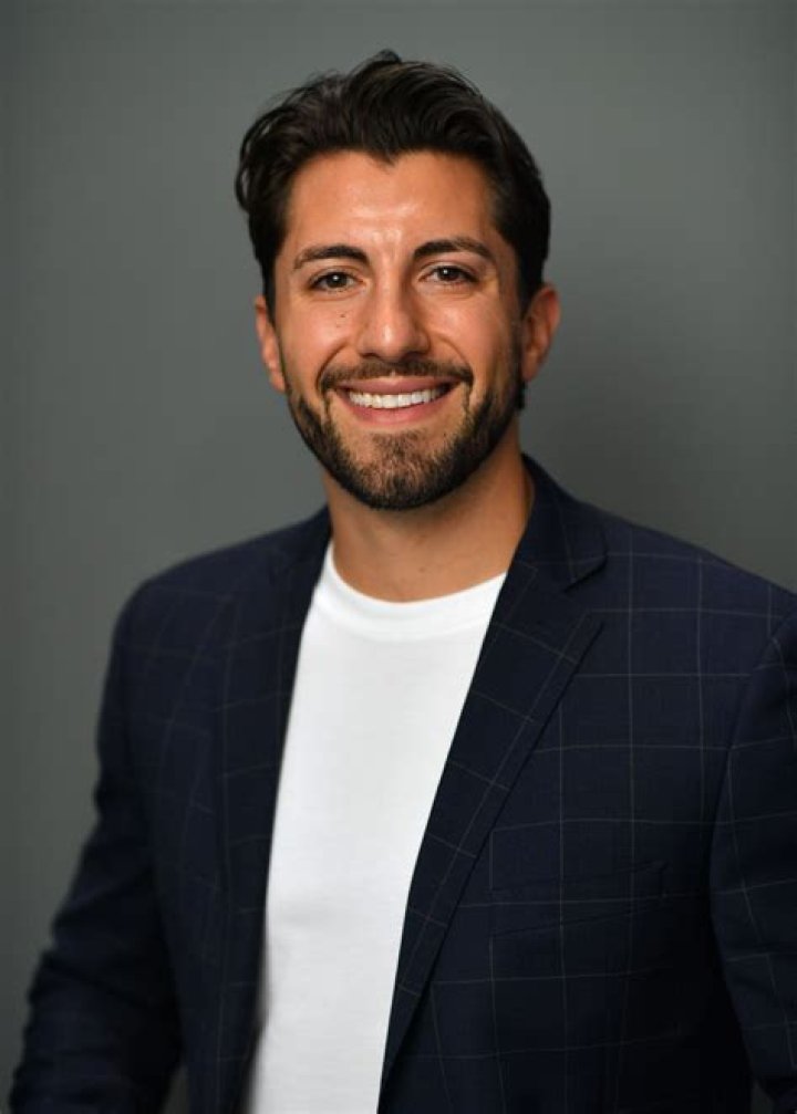 Jason Tartick Height, Weight, Net Worth, Age, Birthday, Wikipedia, Who, Instagram, Biography