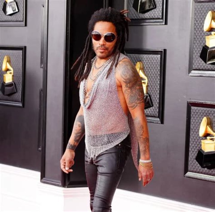 Lenny Kravitz Body Measurements Height Weight Shoe Size Stats Bio