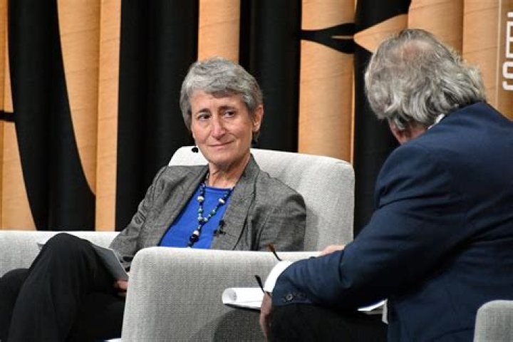 Michelle Jewell Height, Weight, Net Worth, Age, Birthday, Wikipedia, Who, Nationality, Biography