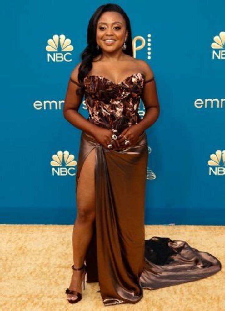 Quinta Brunson Body Measurements Height Weight Shoe Size Facts
