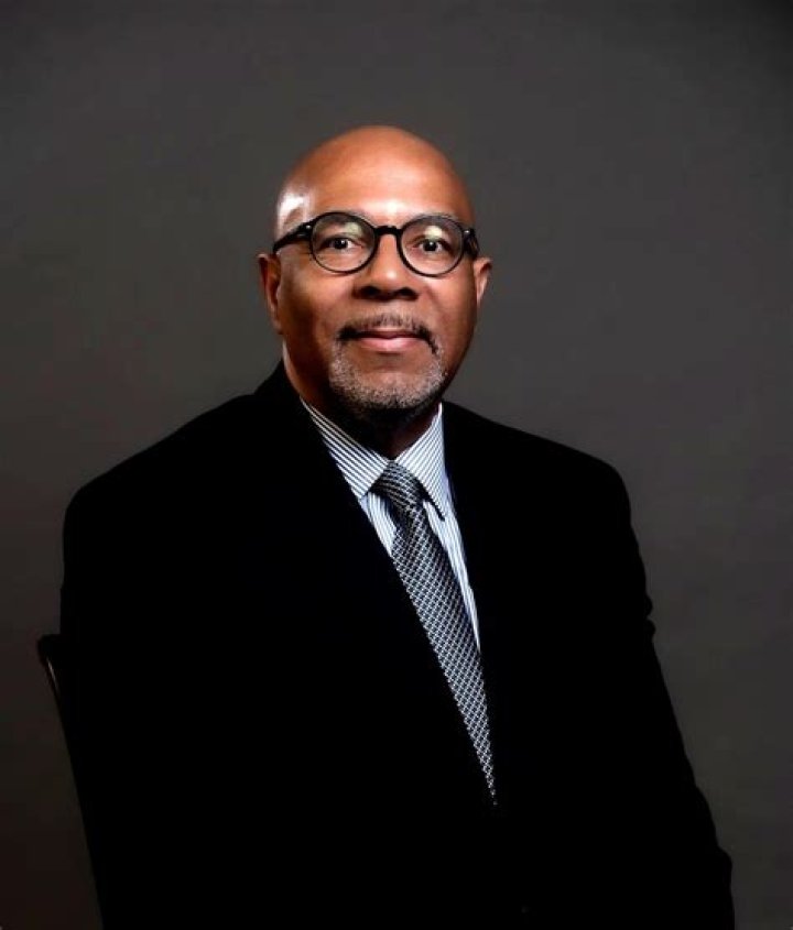 R&amp;B Singer Wendell B Net Worth: Career Earning, Achievement And Endorsement