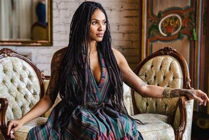 Susannah Flood Height, Weight, Net Worth, Age, Birthday, Wikipedia, Who, Nationality, Biography