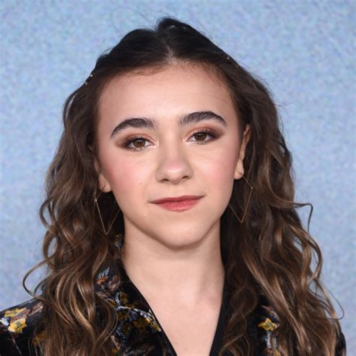 Who Are Olivia Edward Parents? Better Things Actress Age And Wikipedia Bio